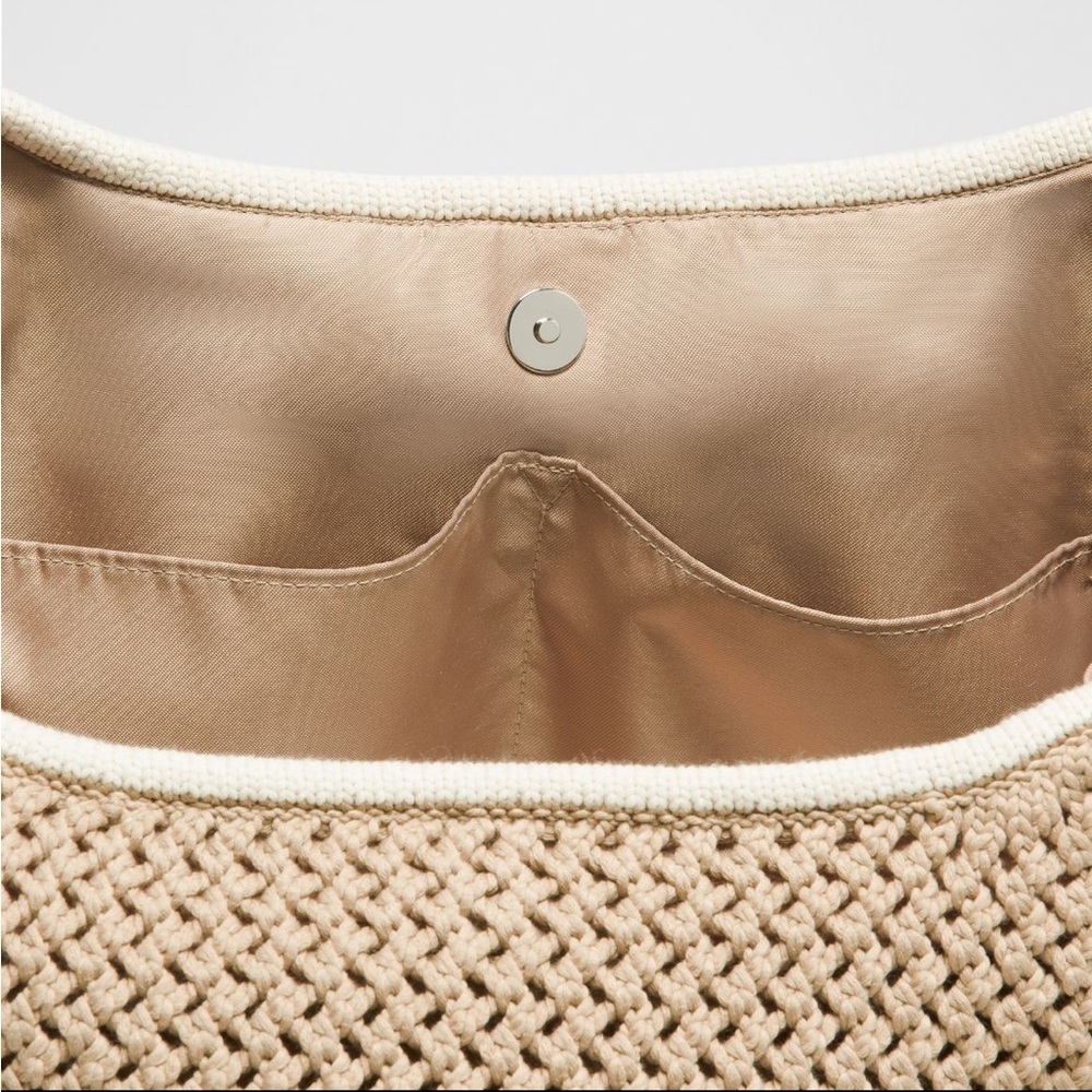 Lululemon Cotton Crochet Shoulder Bag Nutmeg/Light Ivory SOLD OUT COLOR 7L - Picture 4 of 13